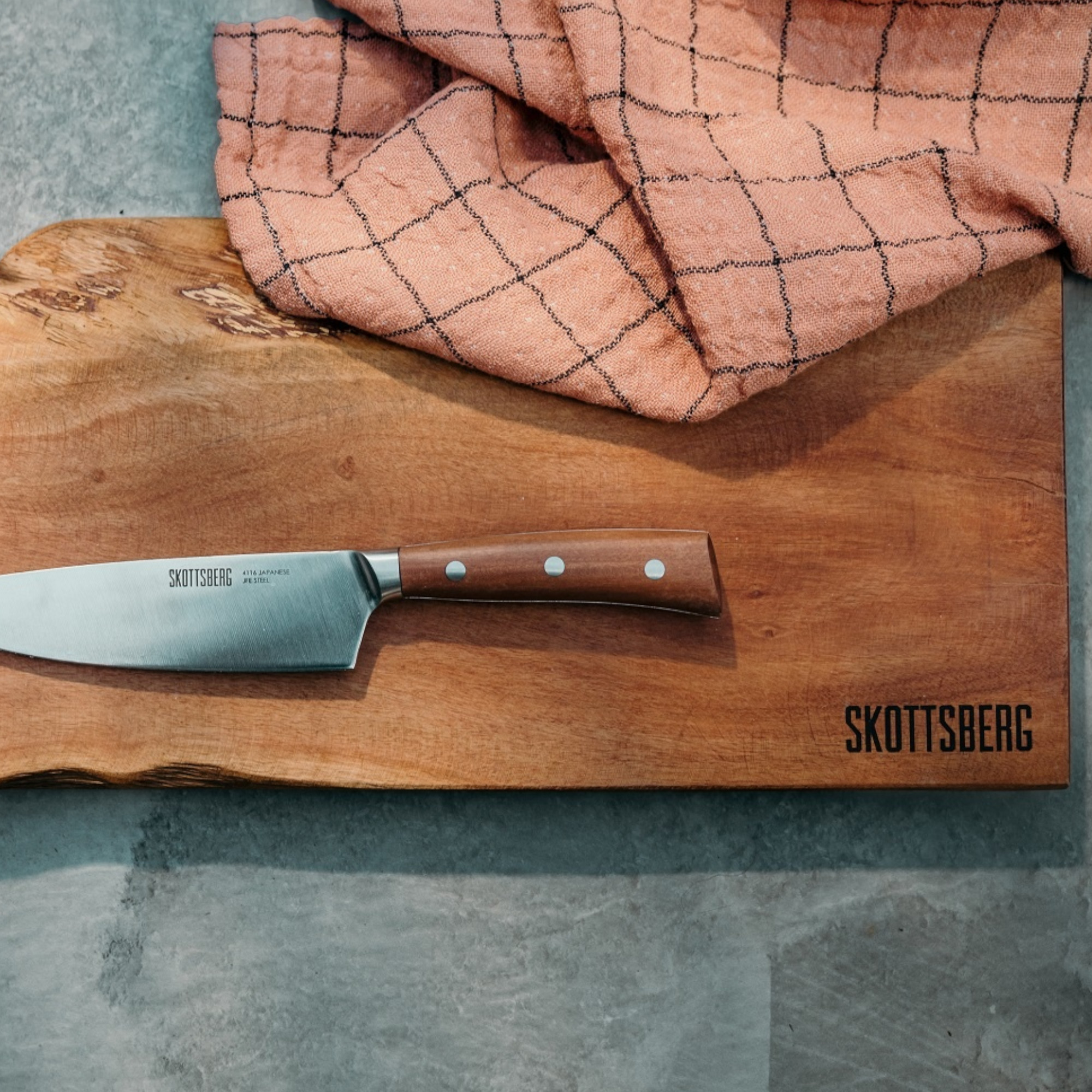 Skottsberg Servierbrett Wood Works 50x19cm Messer