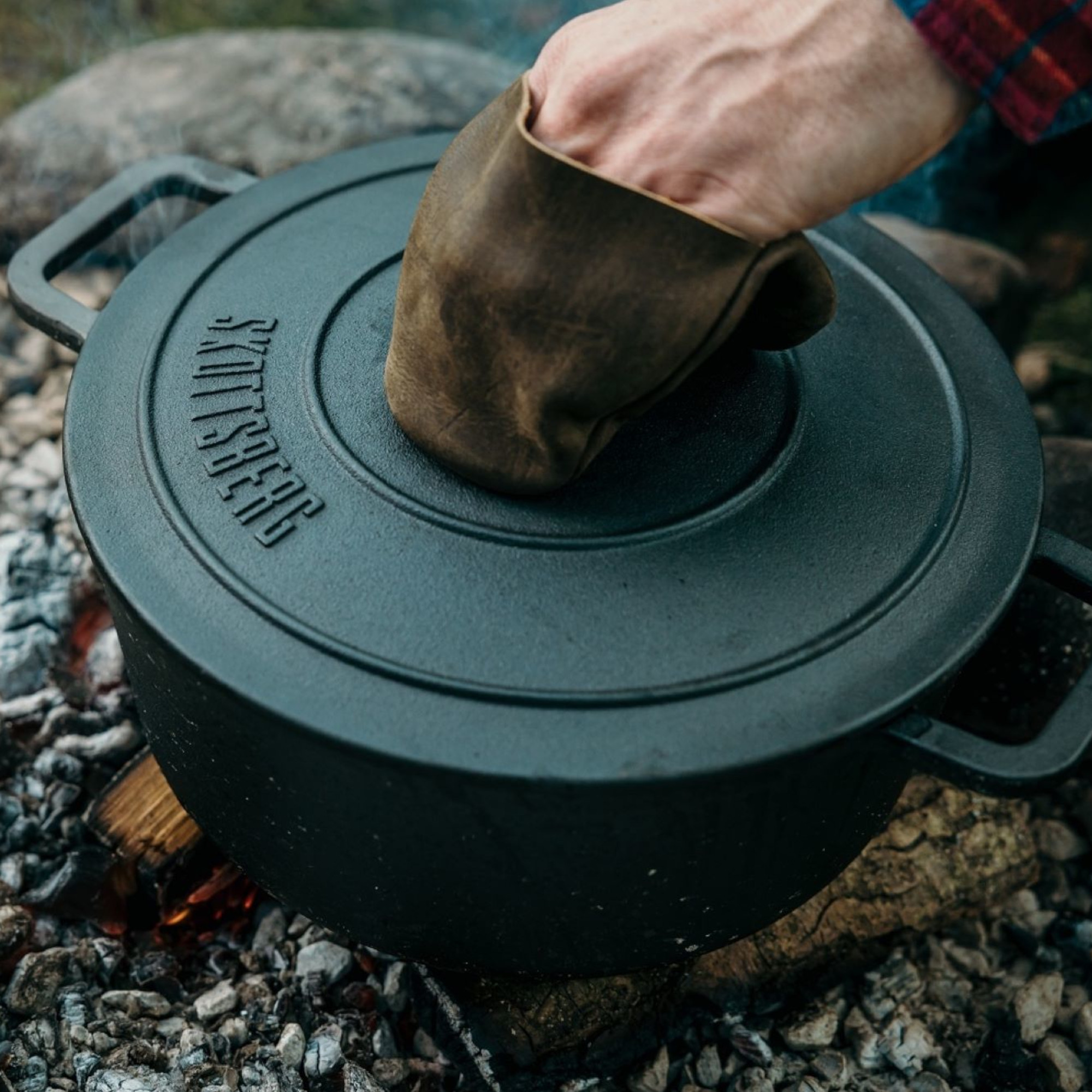 Skottsberg Topf Cast Iron 28 cm Deckel mit Griffschutz