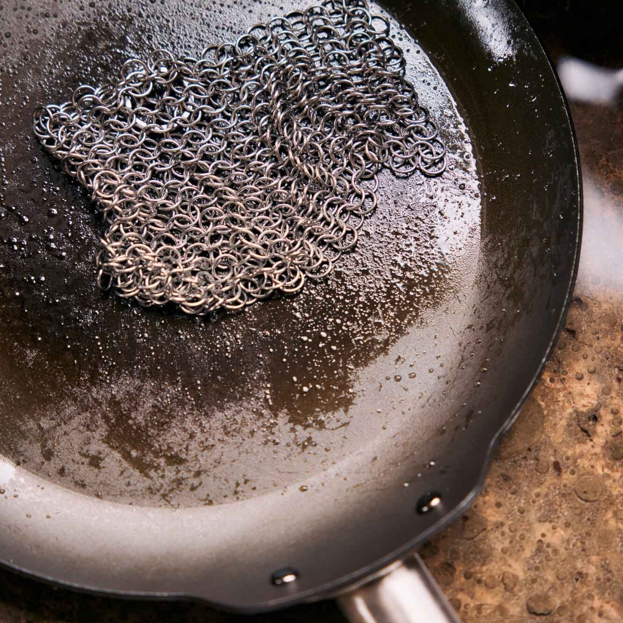 Skottsberg Ringreiniger 14 x 14 cm im Einsatz