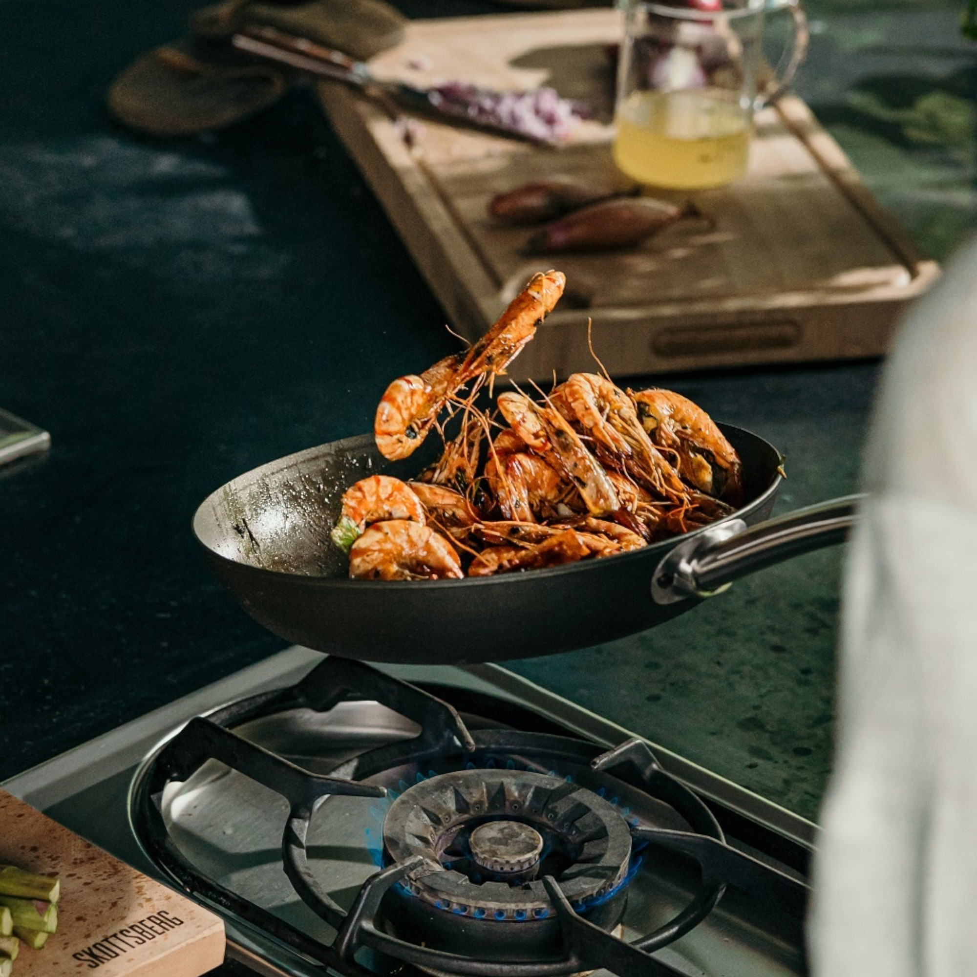 Vielseitige Kochmöglichkeiten mit der Skottsberg Carbon Steel Pfanne