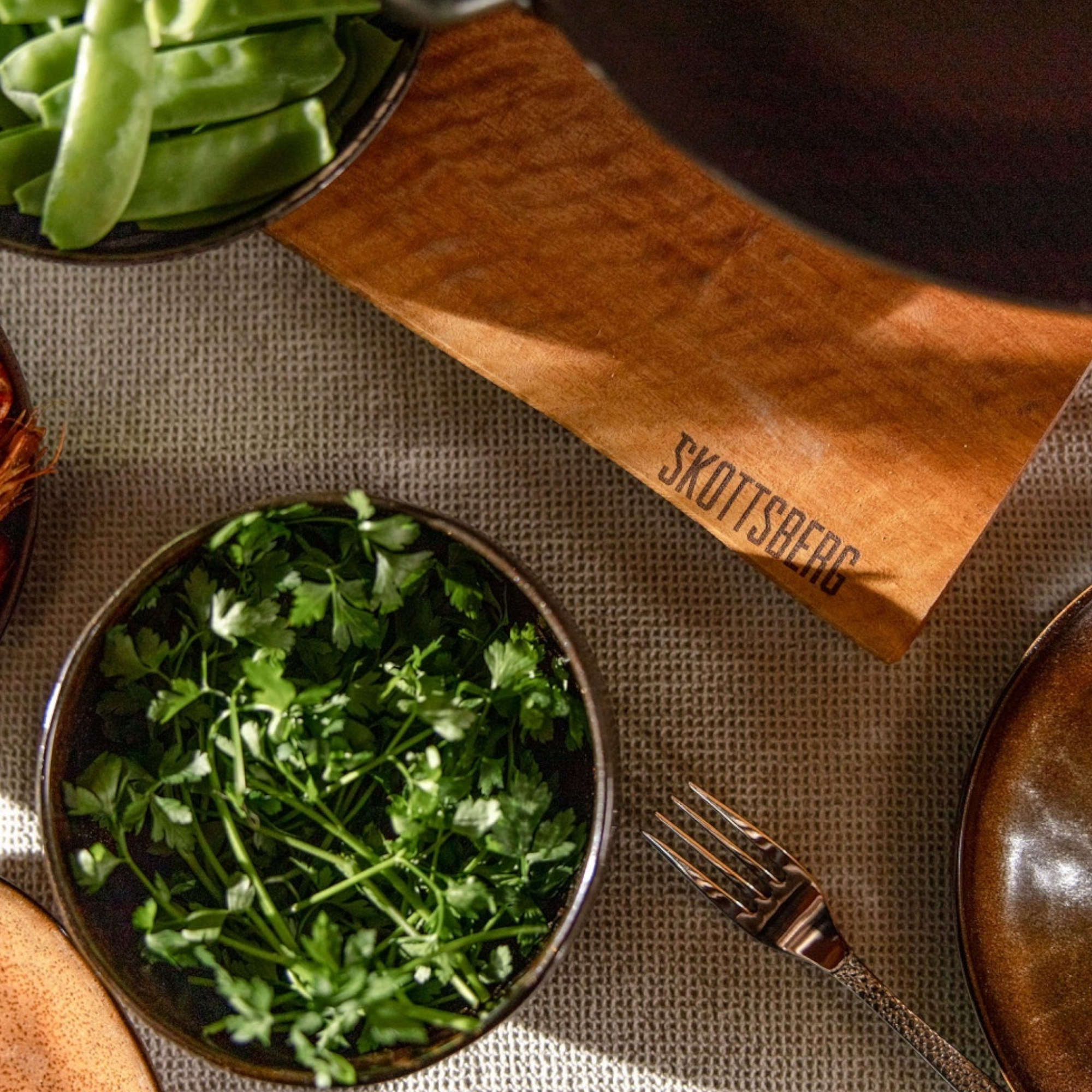 Skottsberg Servierbrett Wood Works 50x19cm aus nachhaltigem Longan-Holz